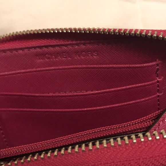 Michael Kors large wallet - Picture 3 of 8